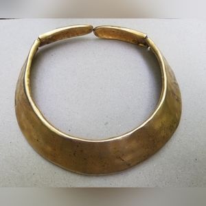 1980s Givenchy Gold Hammered Hinged Collar Necklace